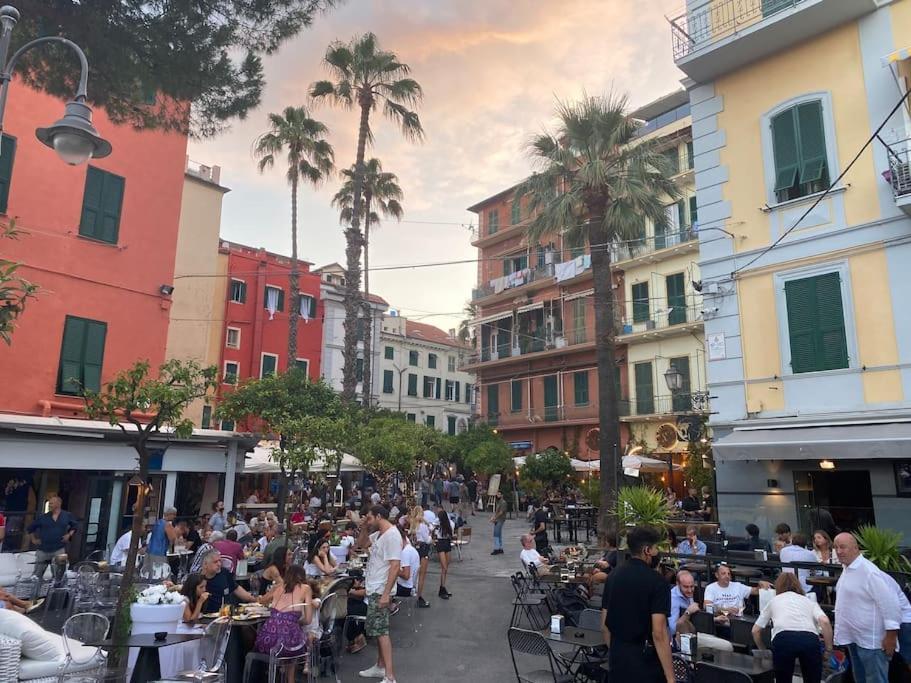 Appartamento Incantevole In Piazza Bresca, San Remo Exterior foto
